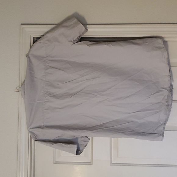 Mens XL "Marc Ecko" White/Cream Colored Button Up. - Picture 3 of 3